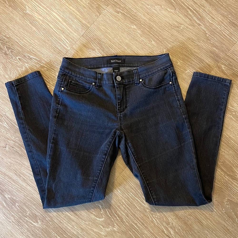 WHBM Black Skinny Jeans (Small/Size 4)
